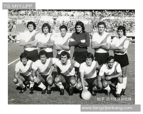 阿根廷黑人足球明星的崛起与影响力探讨 阿根廷黑人足球明星的崛起与影响力探讨