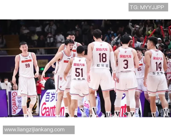 南京与广东东莞篮球对决精彩纷呈谁能在赛场上笑到最后